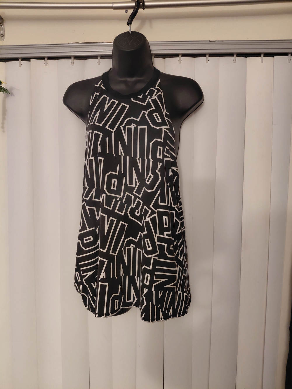 PINK Victoria's Secret Black & White Logo-Print Tank Top